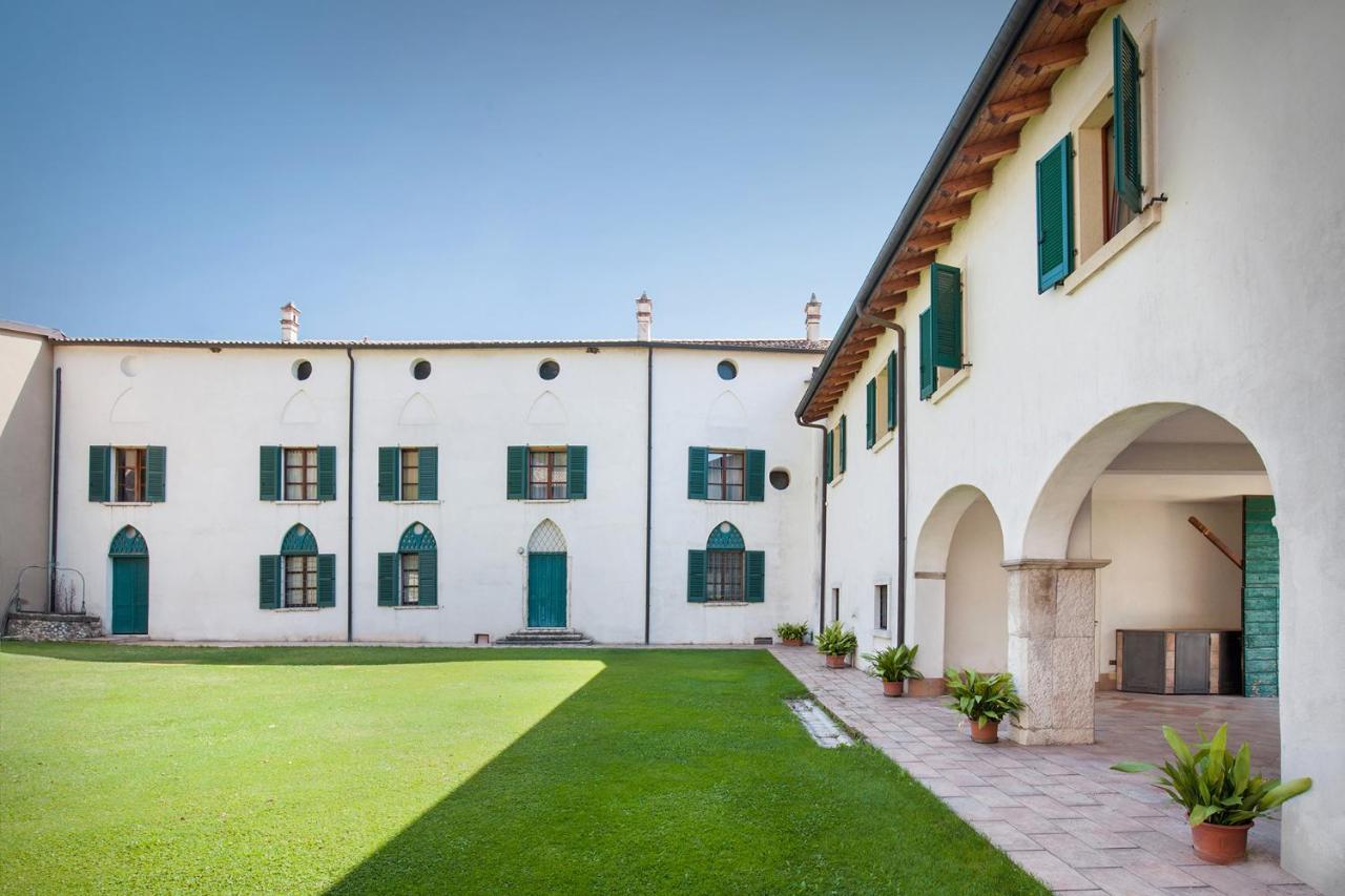 Villa Brignoli Rivalta di Brentino المظهر الخارجي الصورة